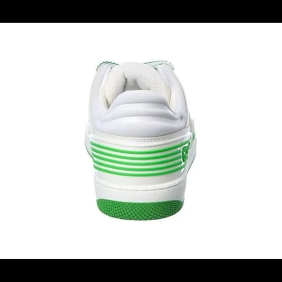 Men’s Size 10 Gucci Sneakers **never worn** - Picture 3 of 8